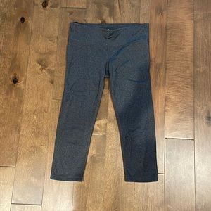 GAPFIT Capri leggings